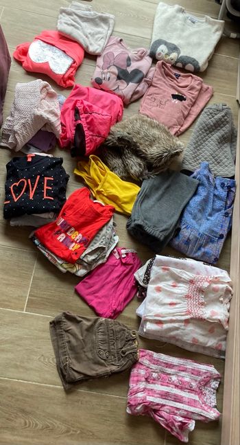 Lot vêtements fille 8 ans
