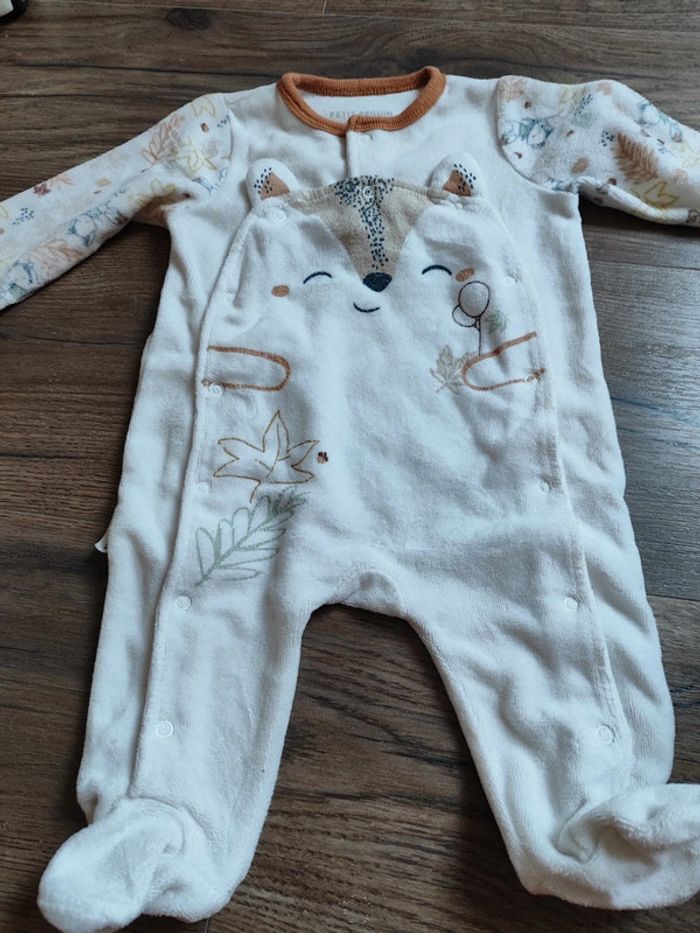 Pyjama et veste 3 mois - photo numéro 2