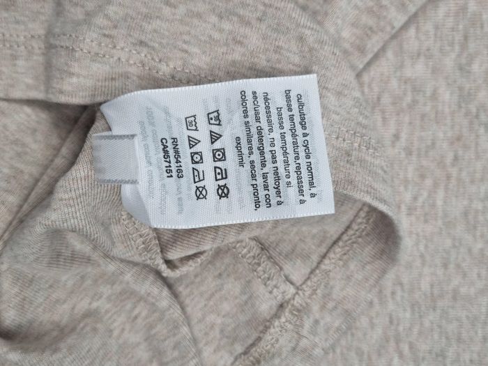 T-shirt col V Tommy Hilfiger beige chiné – Taille L Femme (mesures en photos) - photo numéro 10