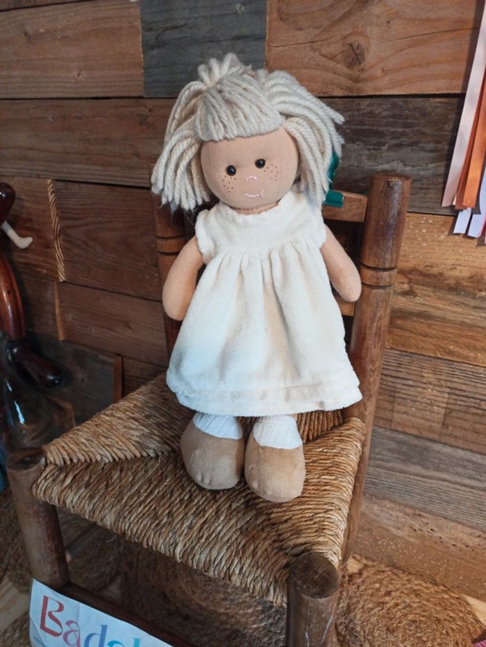 Peluche poupée la Nina tbe - photo numéro 3