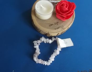 bracelet baroque quartz rose neuf monté sur elastique