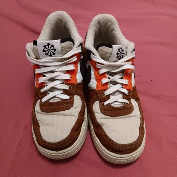 NIKE TOASTY