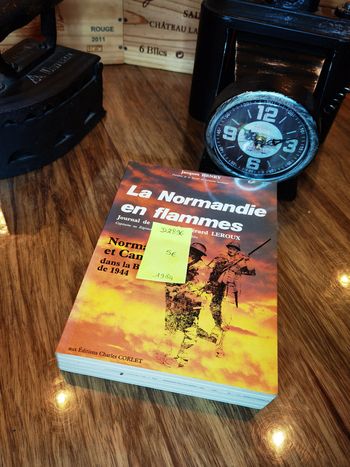 D2896 - livre "La Normandie en flamme"