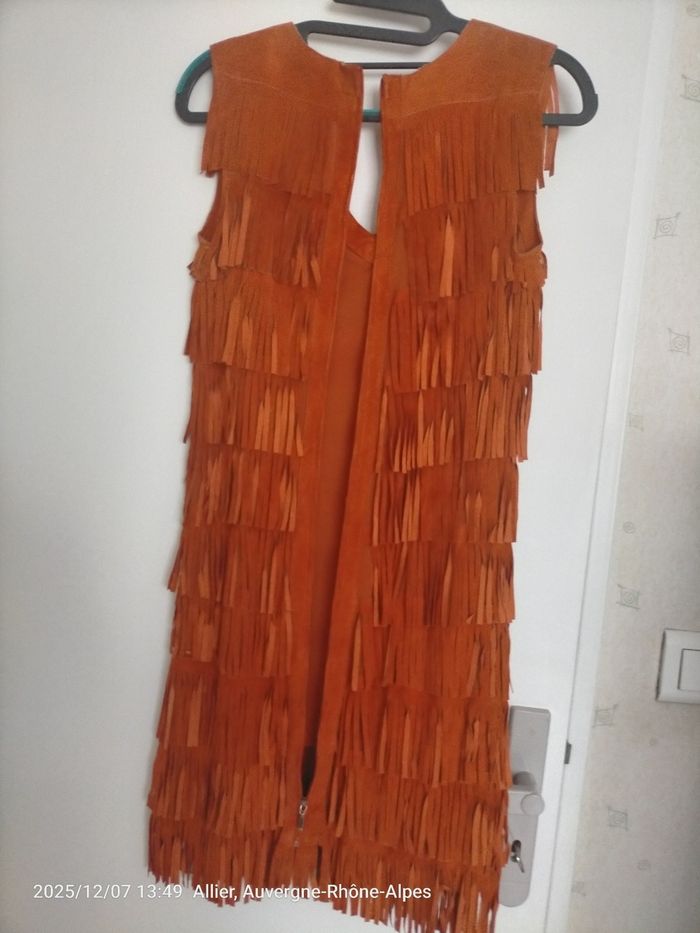 Robe à frange en daim - photo numéro 2