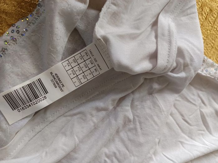 Haut blanc sequins - photo numéro 5