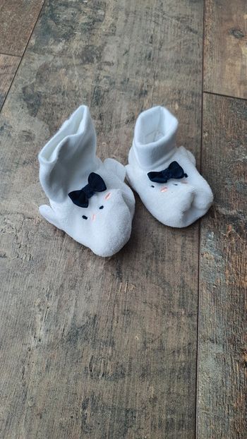 Chaussons 3-6 mois en très bon état 👌