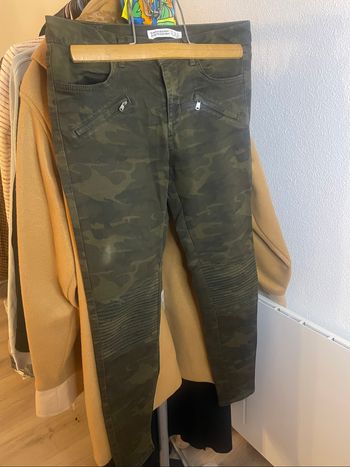 Pantalon Zara