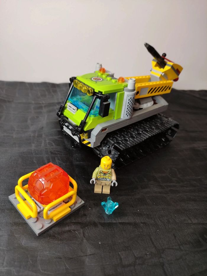 Foreuse à chenille Lego