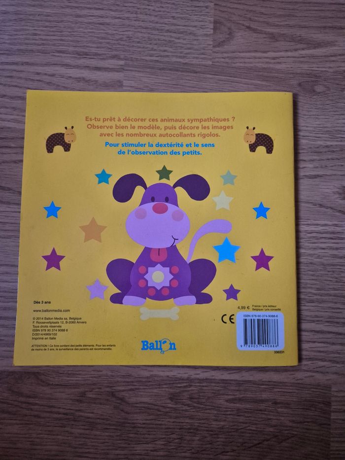 Livre avec gommettrs à coller neuf - photo numéro 2