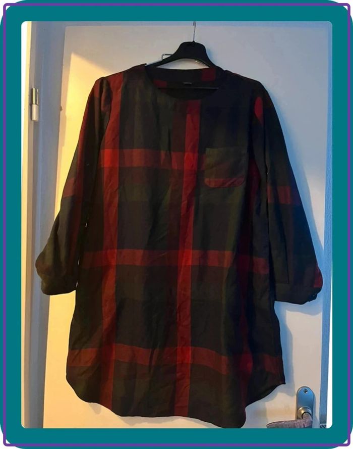 Robe à carreaux taille m en excellent état