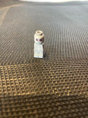 Lego Ninjago the board 3856 pion micro figurine squelette  85863pb053 ninja lego officiel