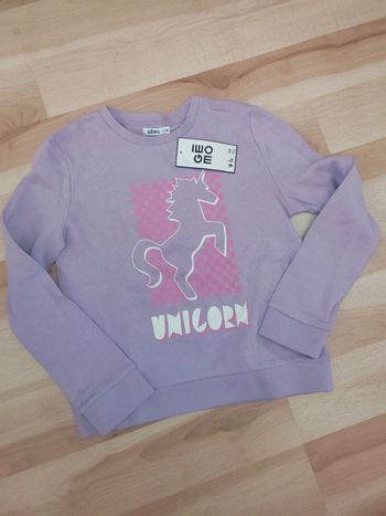 Pull violet unicorn