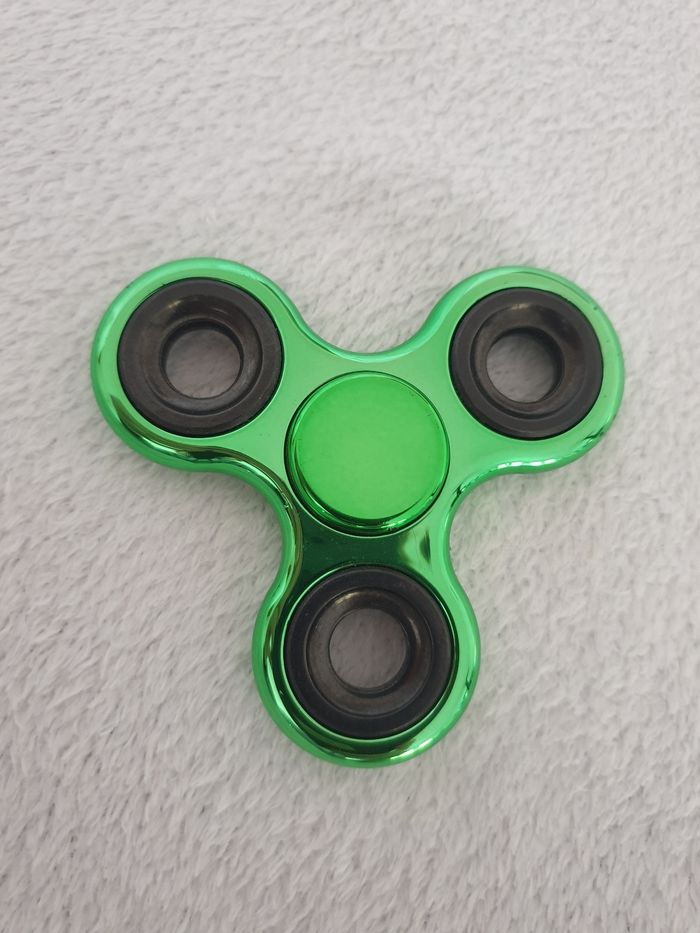 Hand spinner vert métallique - photo numéro 2