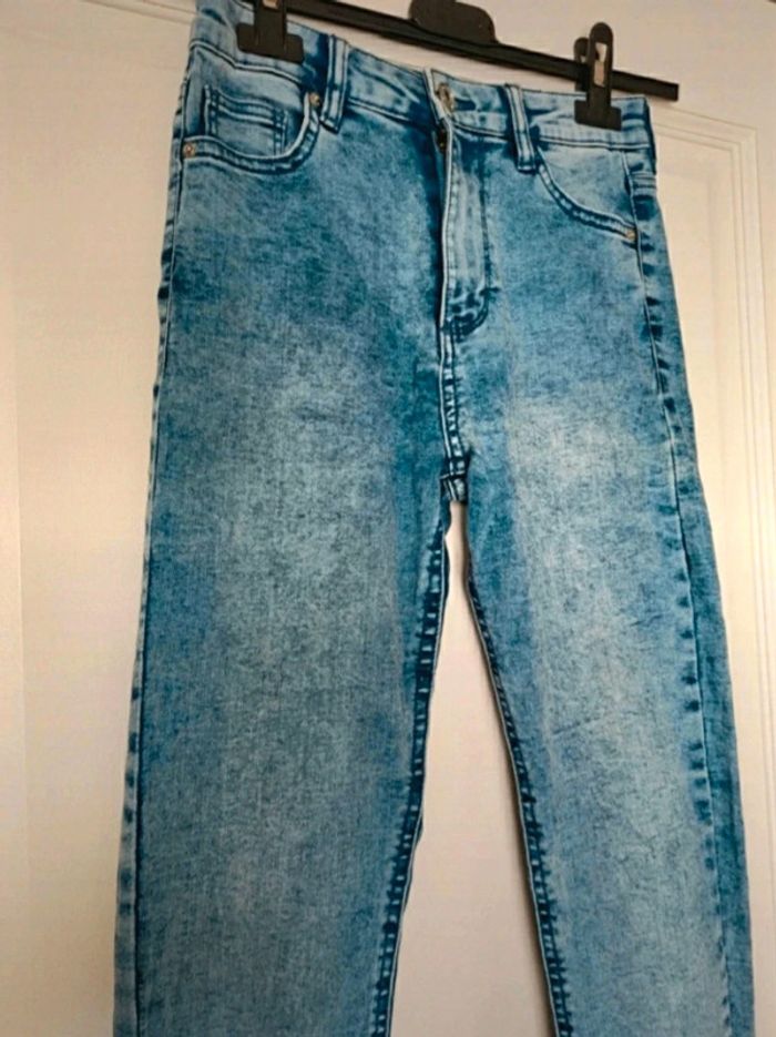 Jean skinny bleu effet neige Bershka XS 34 - photo numéro 3