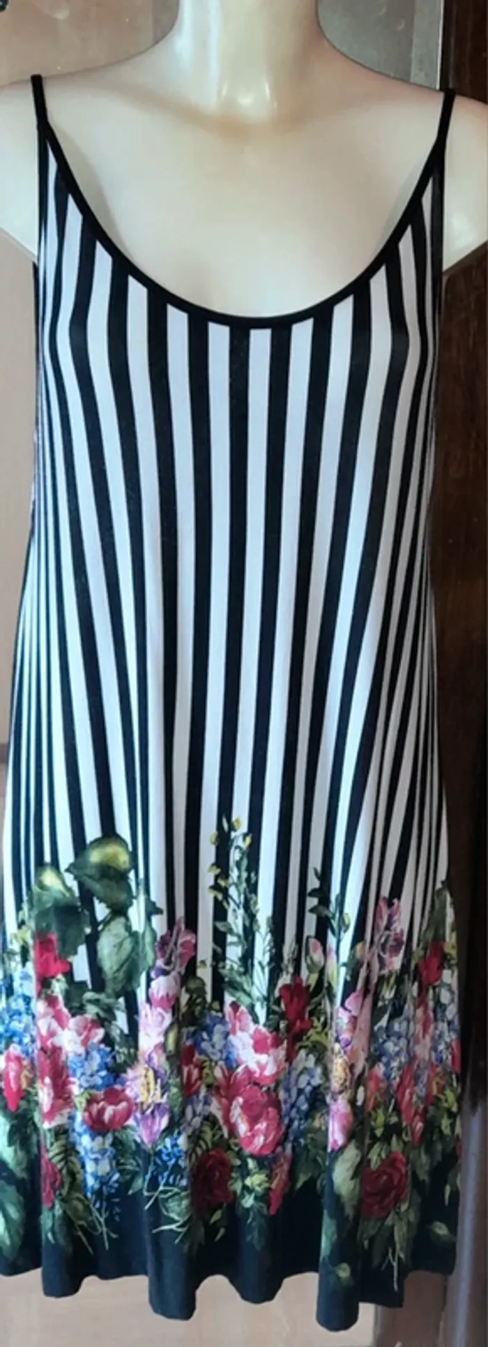Robe taille XL - photo numéro 2