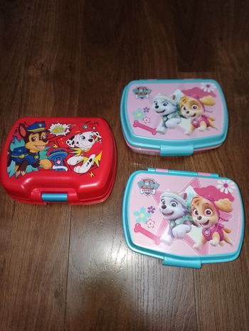 Boîte à goûter où à sandwich pat patrouille fille et garçon

12 euro pièce