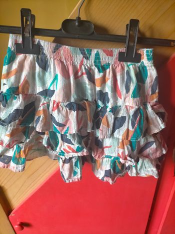 Très jolie jupe Catimini 6 ans