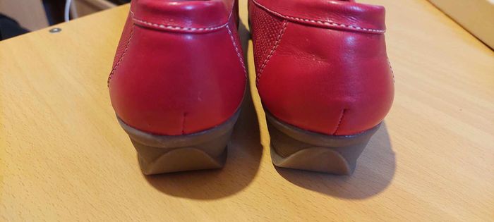 Beaux mocassins femme Confort Soft Shoes rouge 37 tout cuir neufs - photo numéro 5