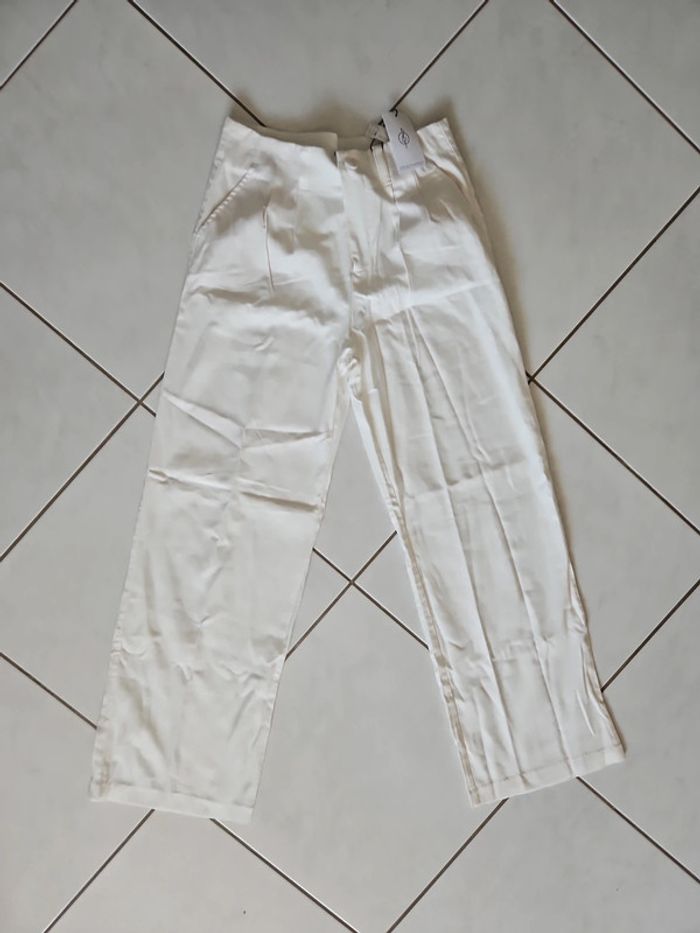Pantalon femme stradivarius taille 40 neuf - photo numéro 4