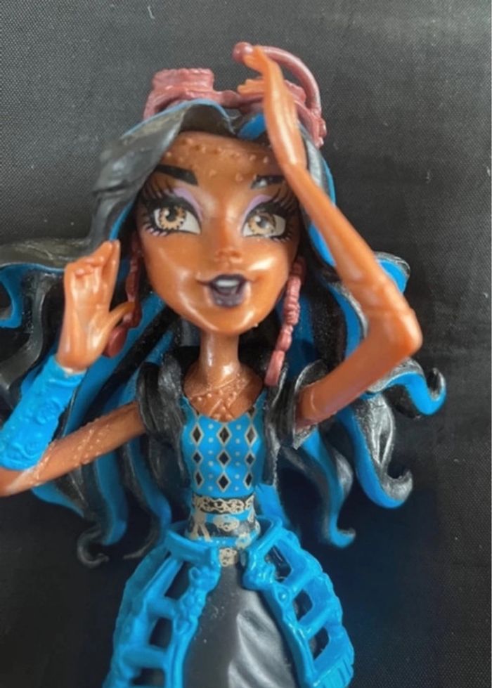Figurine Monster High - photo numéro 2