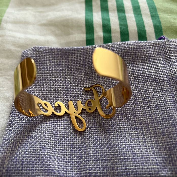 Bracelet doré personnalisé - photo numéro 3