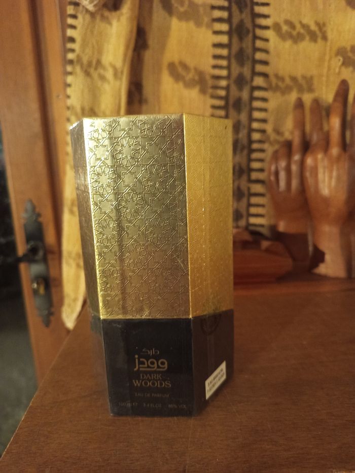 Parfum dark woods b'y maryaj perfumes - photo numéro 2