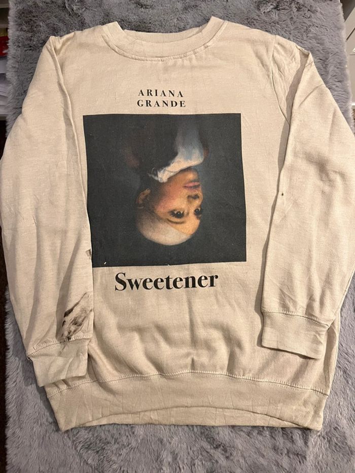 Sweat Ariana Grande taille M - photo numéro 3