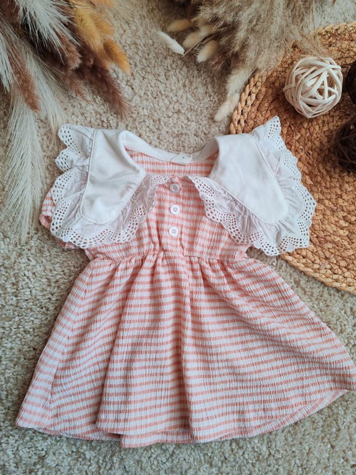 Robe. - photo numéro 3