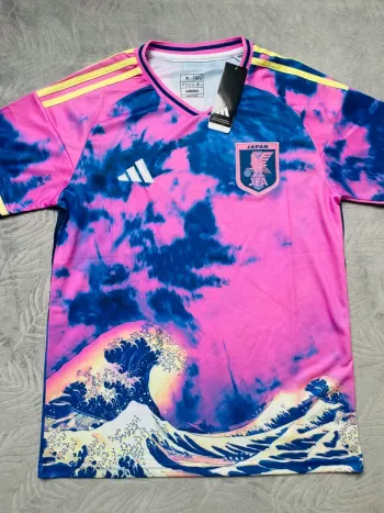 Maillot concept foot Japon bleu rose vague taille M