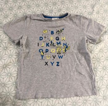 Teeshirt manches courtes Cyrillus gris motifs alphabet - 6 ans