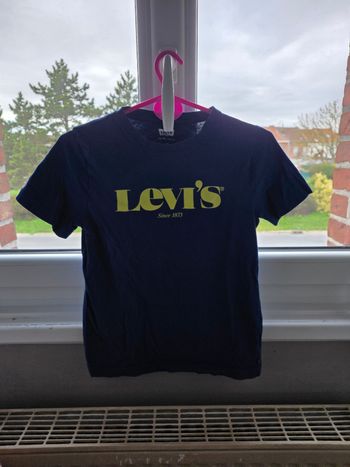 tee shirt levis
