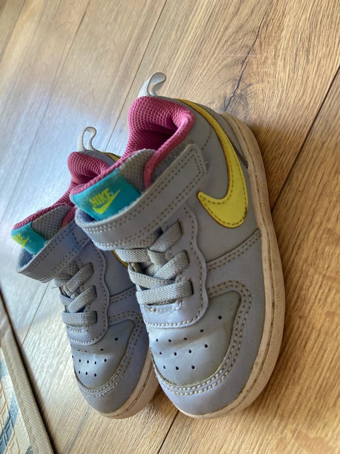 Baskets Nike 23,5 - photo numéro 2