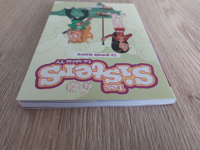 Livre Les Sisters Le série TV T45 La grande lessive - photo numéro 6