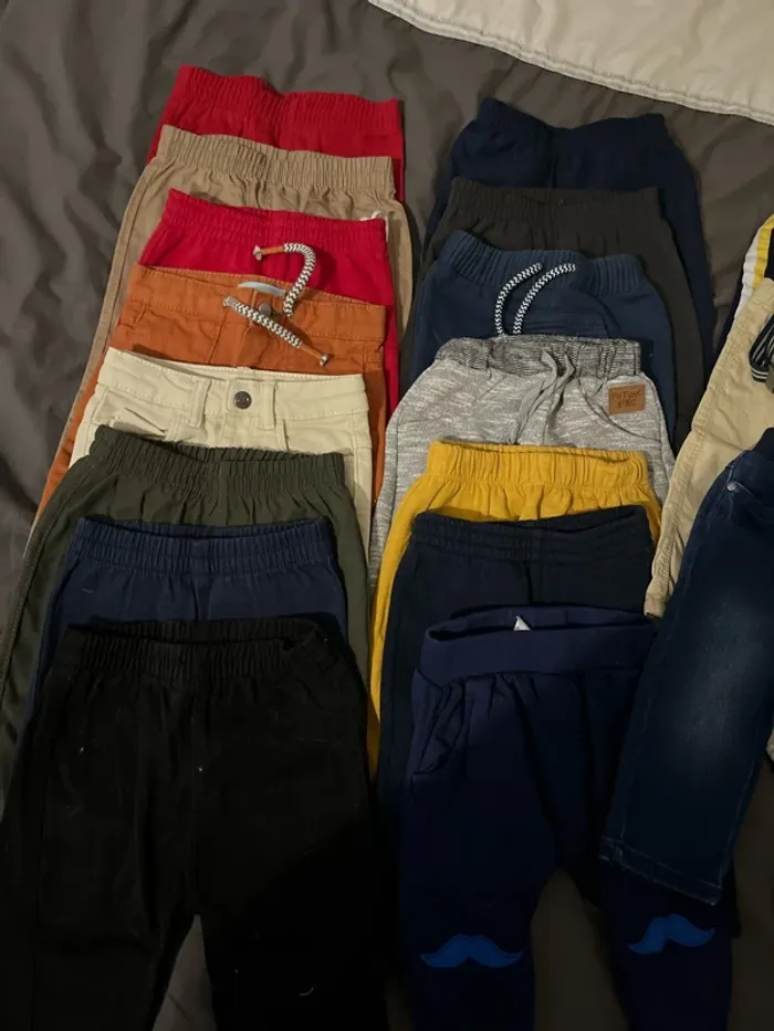 Lot pantalon 6 mois - photo numéro 2