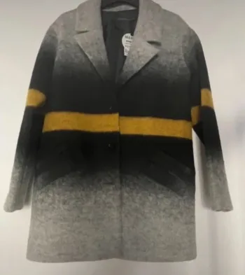 Superbe manteau de marque Mado et les autres  Taille 40 mais taille grand plus un 42