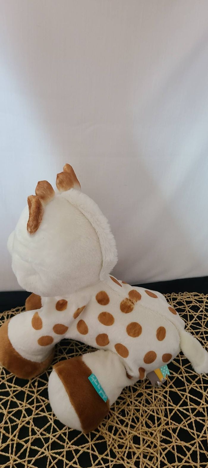 PELUCHE MAXI SOPHIE 35 CM - SOPHIE LA GIRAFE - photo numéro 5