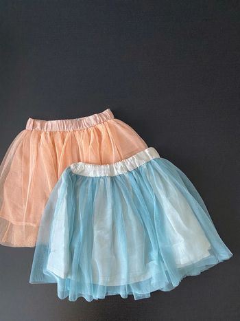 Lit de 2 jupe fille taille 3-4 ans