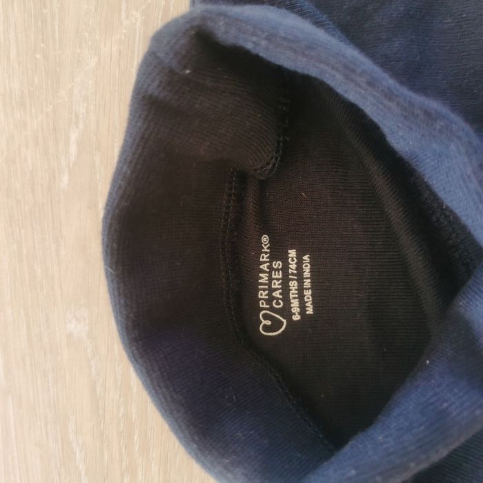 Sous pull 6-9 mois primark - photo numéro 3