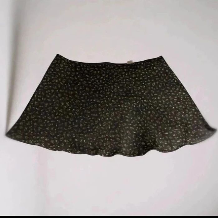 Jolie jupe droite taille haute taille 42 H&M neuve - photo numéro 2