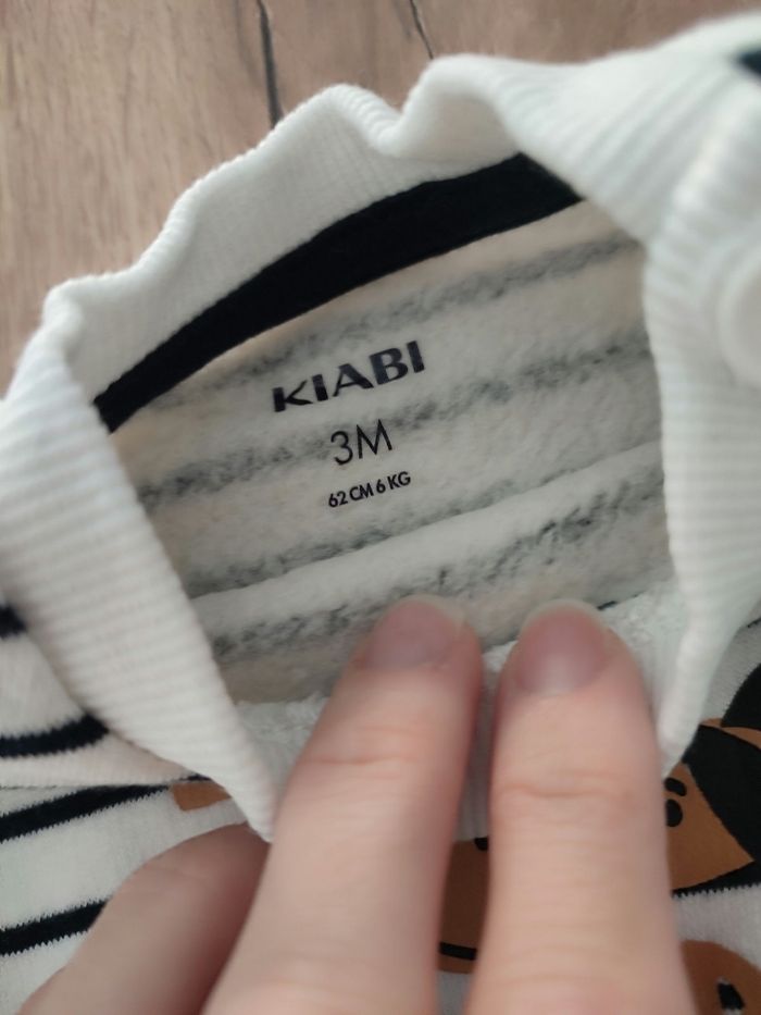 Ensemble sweat avec pantalon Kiabi bébé 3 mois - photo numéro 3