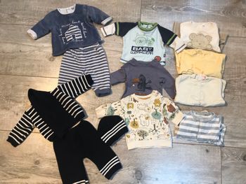 Lot 1 mois naissance