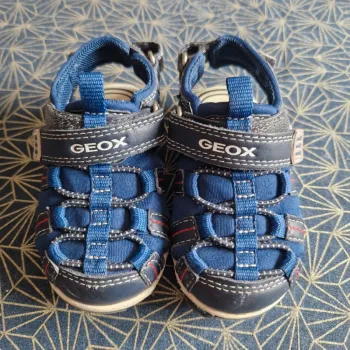 Chaussures bébé Geox - T21