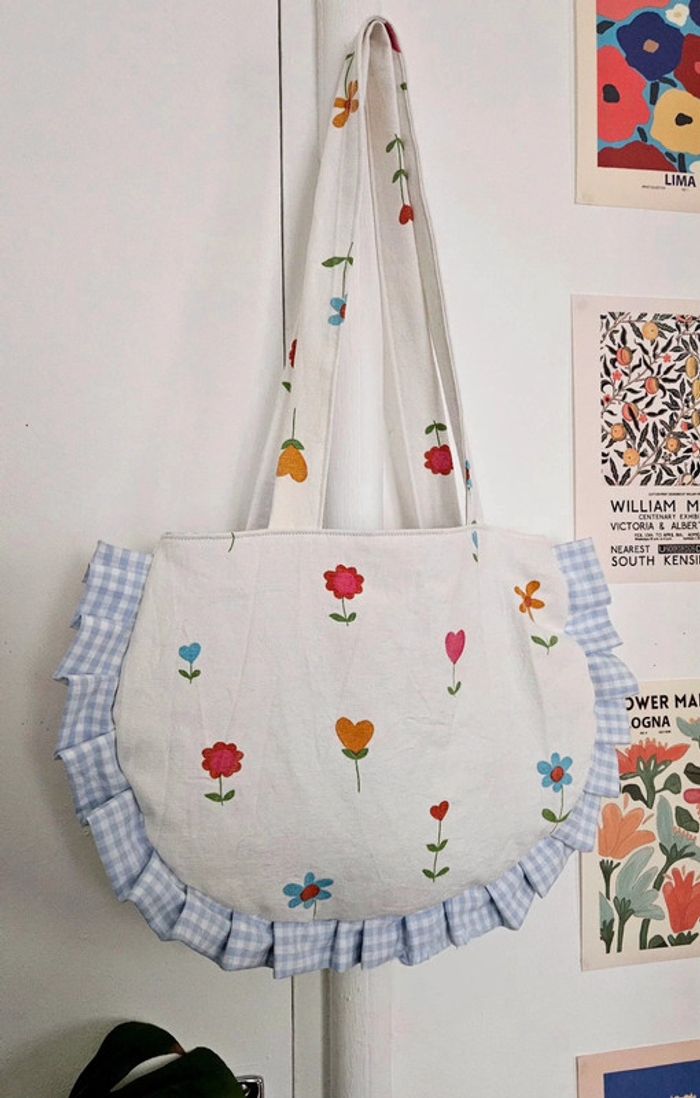 Tote bag fleuri bloom arrondi - photo numéro 5