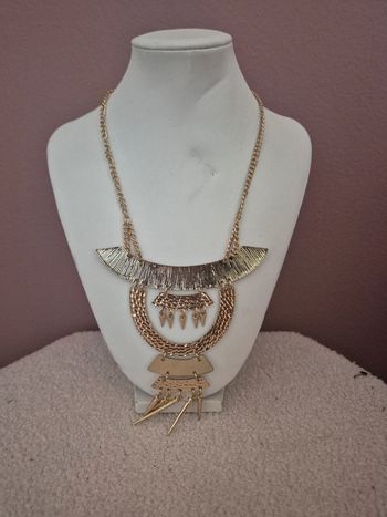 Collier doré