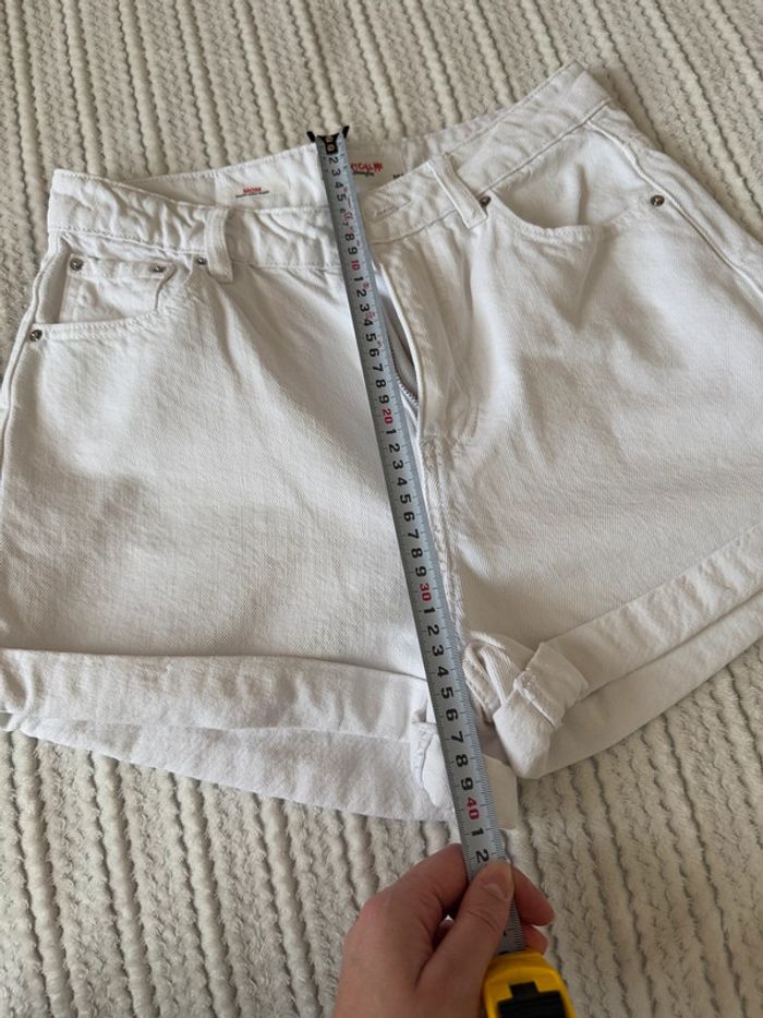 Magnifique short blanc / Taille 38 - photo numéro 6