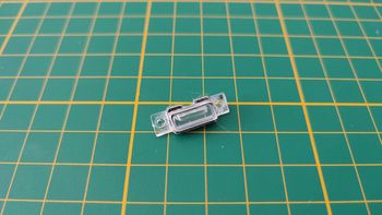 Verre + éclairage intérieur gauche 80A + 80C n°80 Porsche 911 Carrera RS 2.7 1/8 1/8ème Altaya #B37