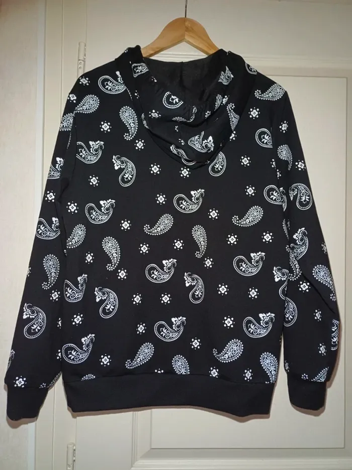 Pulls a capuche sans marque - photo numéro 4