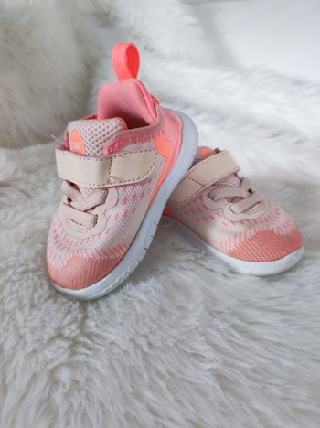 #basket bébé #Nike  couleur abricot  pointure 19
