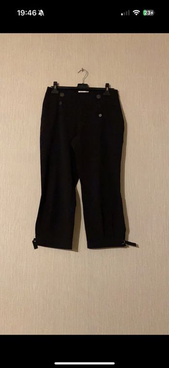 Pantacourt femme noir Armand Thiery taille 40