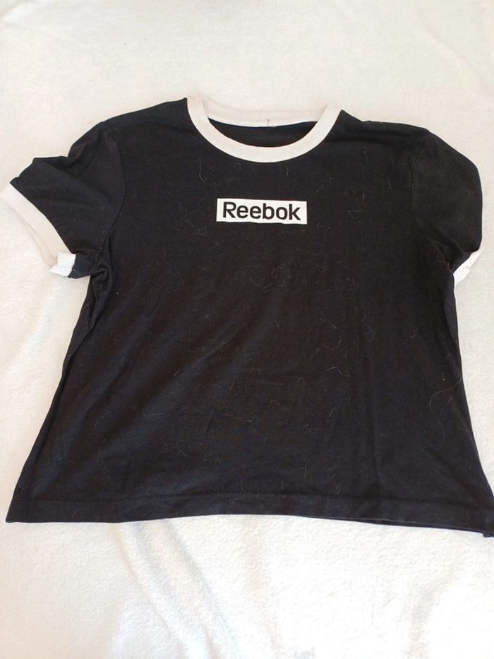 T-shirt noir taille 38